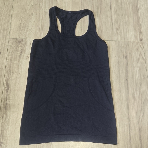 Lululemon Athletica Black Tank Top - Picture 1 of 3